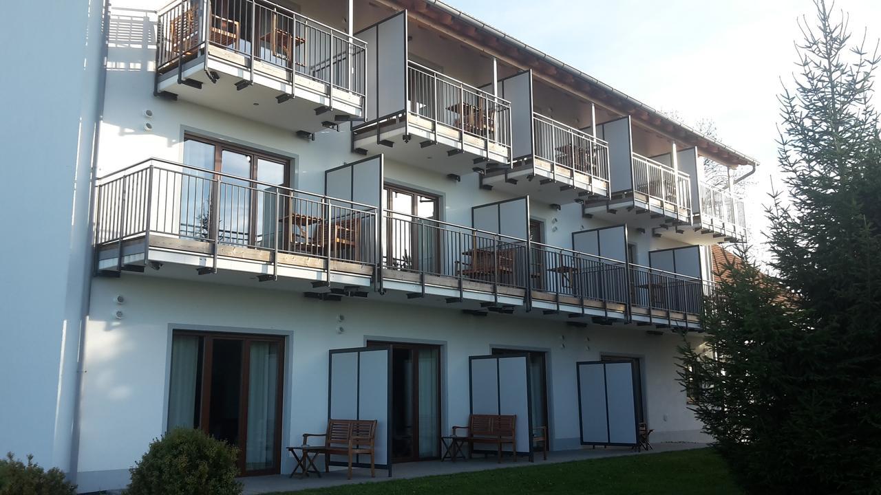 Sempt Hotel 3*